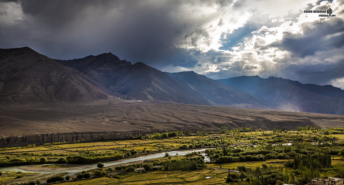 Landscape Travel leh ladakh road trip moundains hues colors Nature India