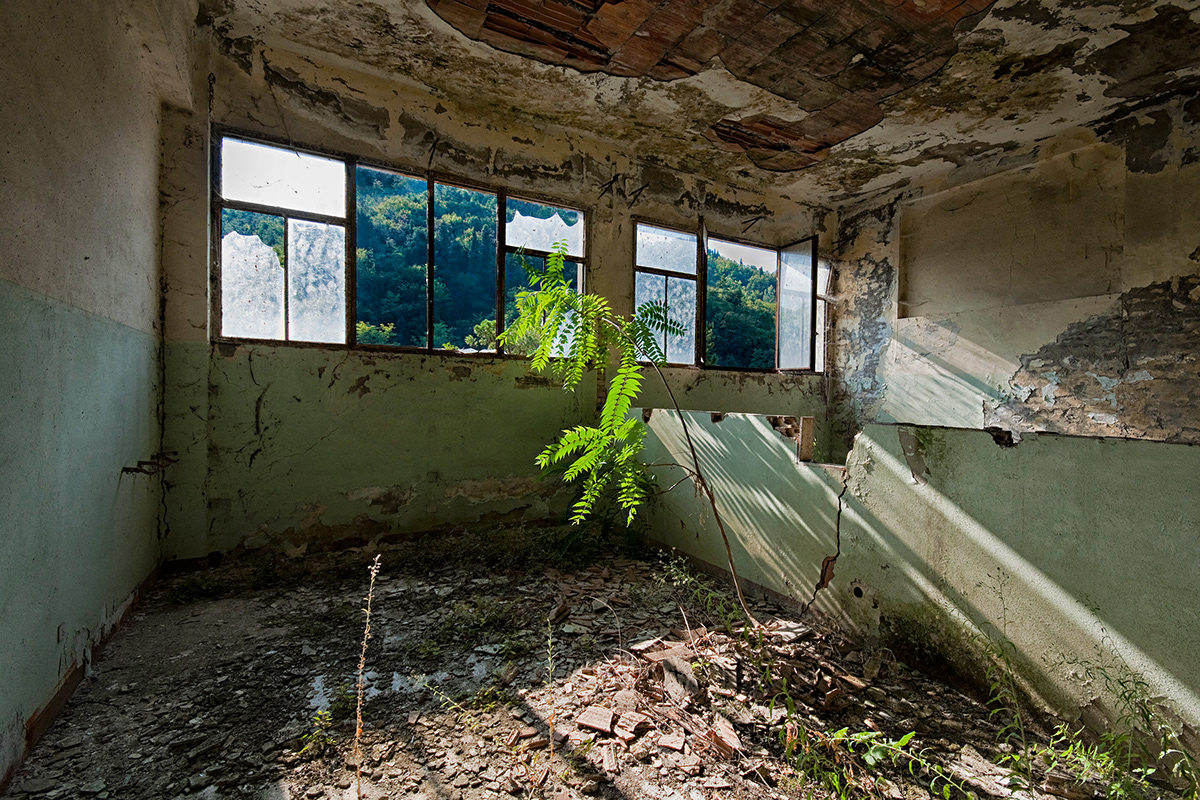 linthout lorenzolinthout abandoned abandonedplace abandonedindustry urbex decay