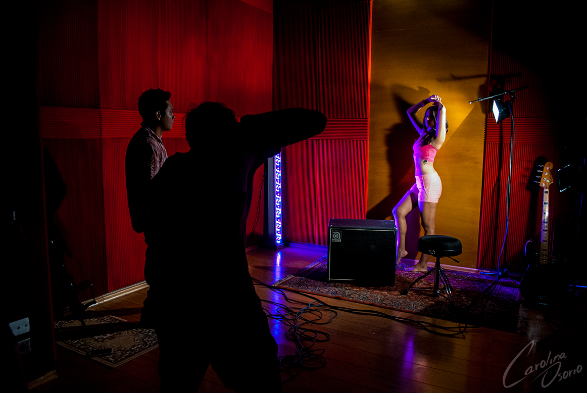 backtage photoshoot model study Estudio de grabación Recording studio camara lights