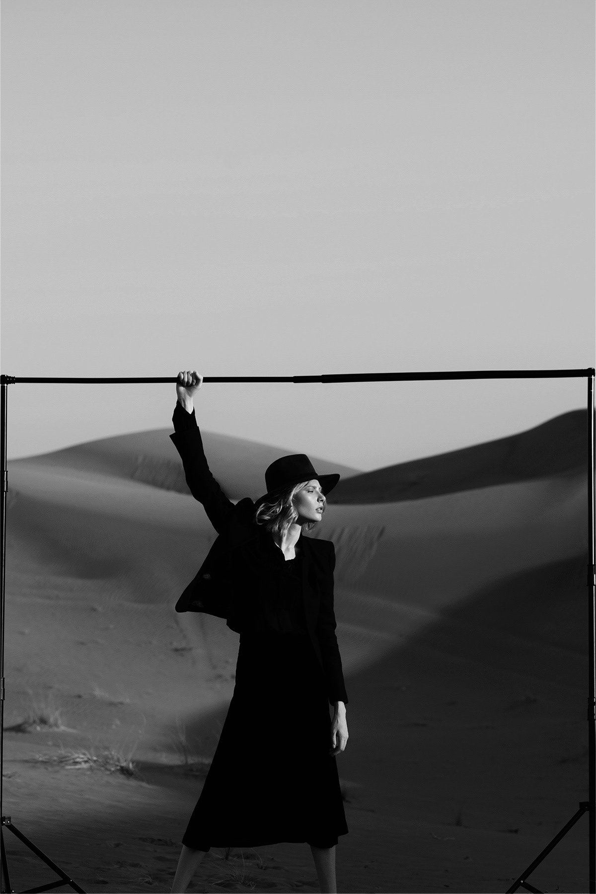 desert editorial UAE dubai chernih julia Fashion  model photographer