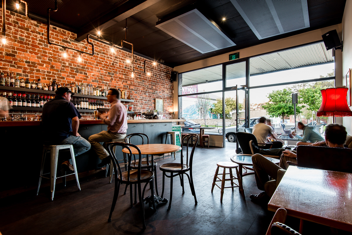 mrs browns east fremantle fremantle architecture perth perth western australia Interior Photography perth photographer finespun restaurant photography small bar drinking