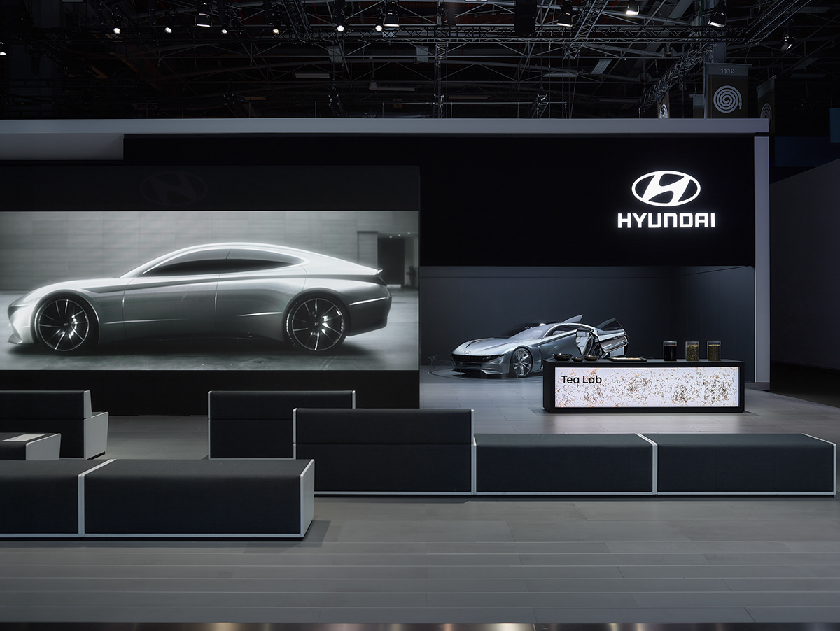 Exhibition  Hyundai Motorshow Paris PMS