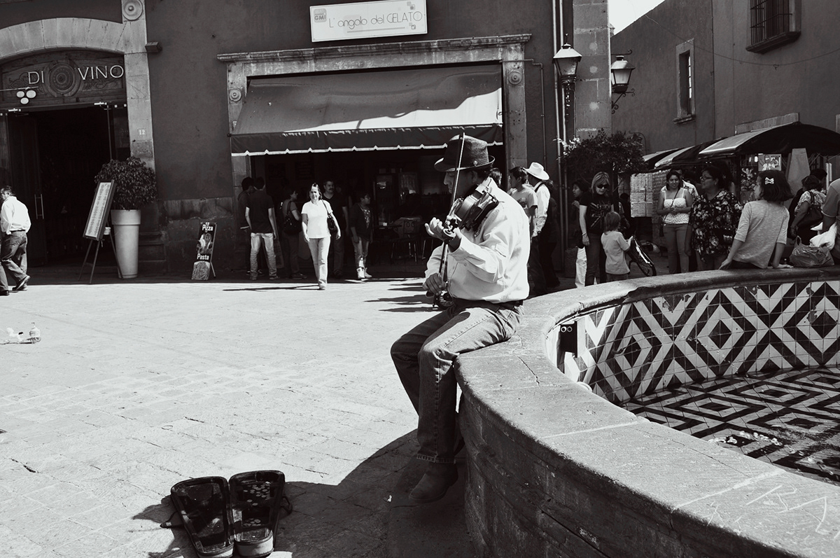 traveling mexico Queretaro tourism journal personal black and white Love