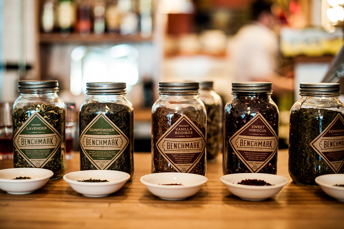 design brand tea BENCHMARK labels Kraft organic jar