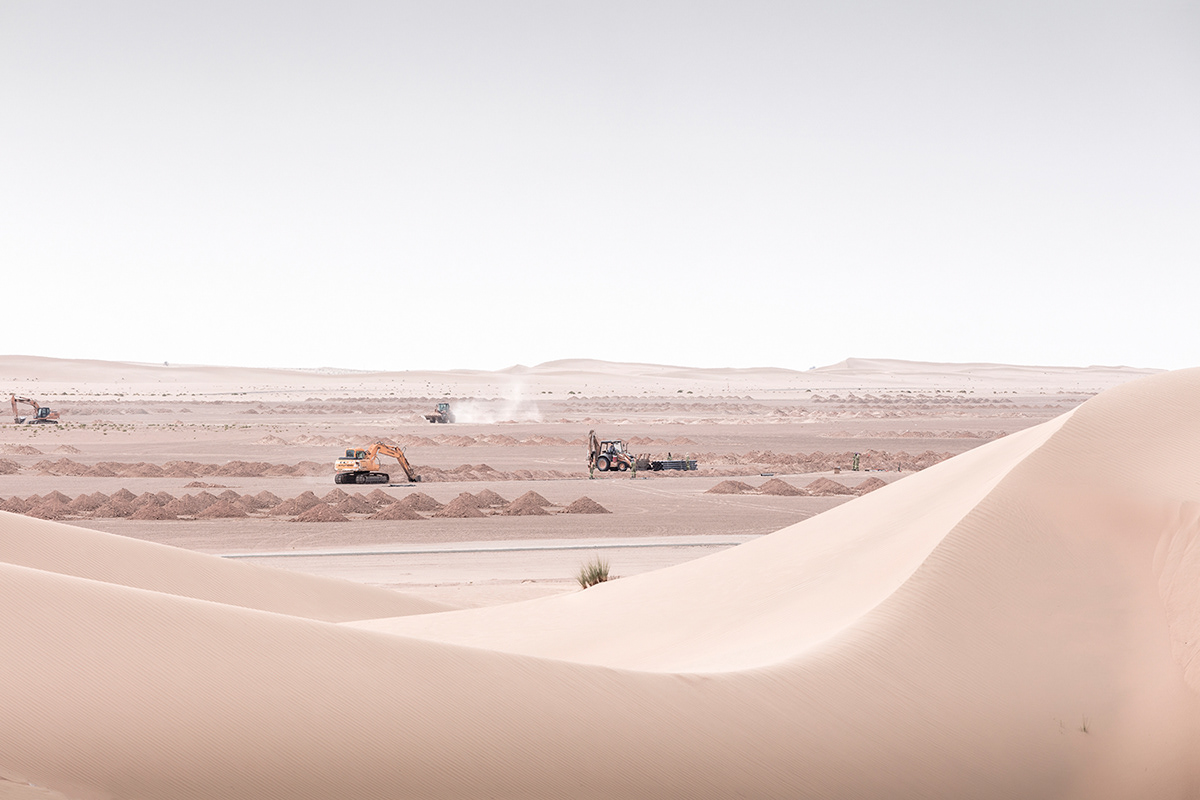 desert sand man FINEART wallart prints minimalist minimal dubai anthonylamb