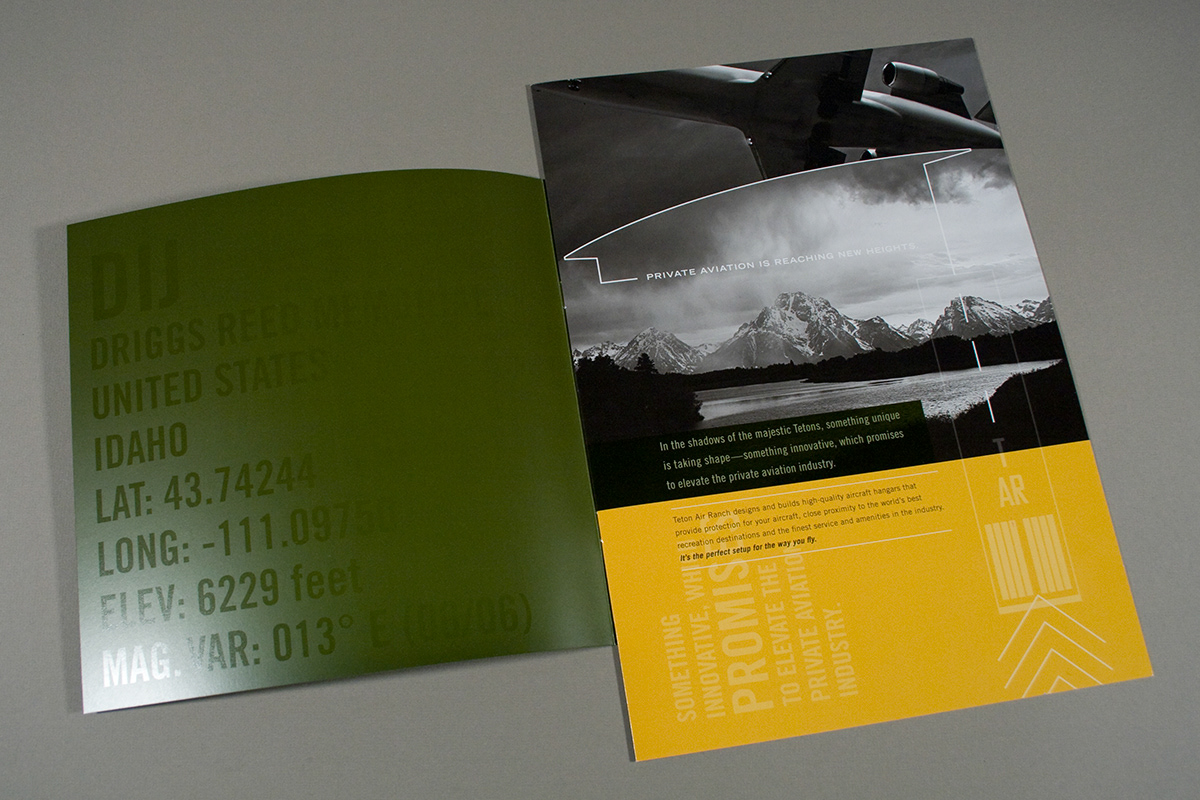 brochure Collateral print specialty print finishing Varnish High End identity