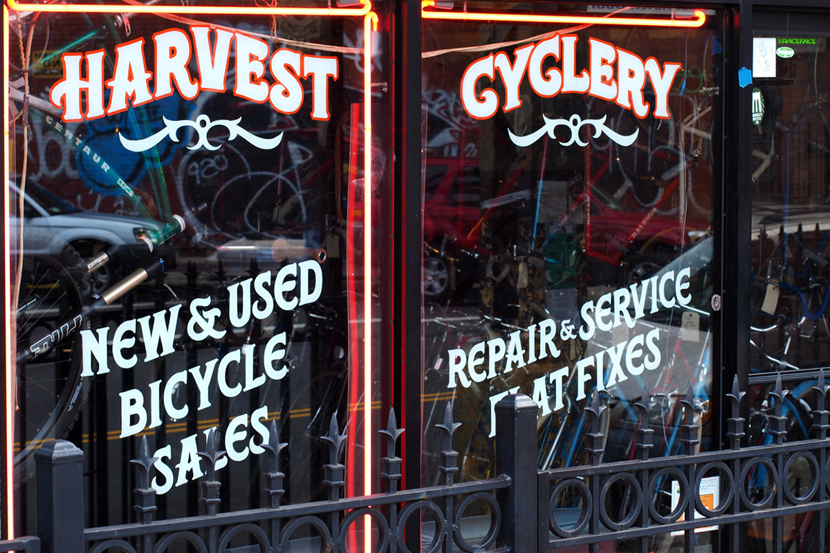 sign painting lettering window signs Bicycles Bike Shop Storefront Hand Painted