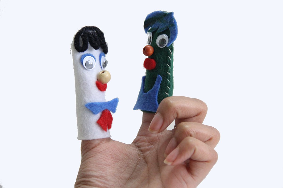 puppet story box finger sock stick animals children imagination Creativity