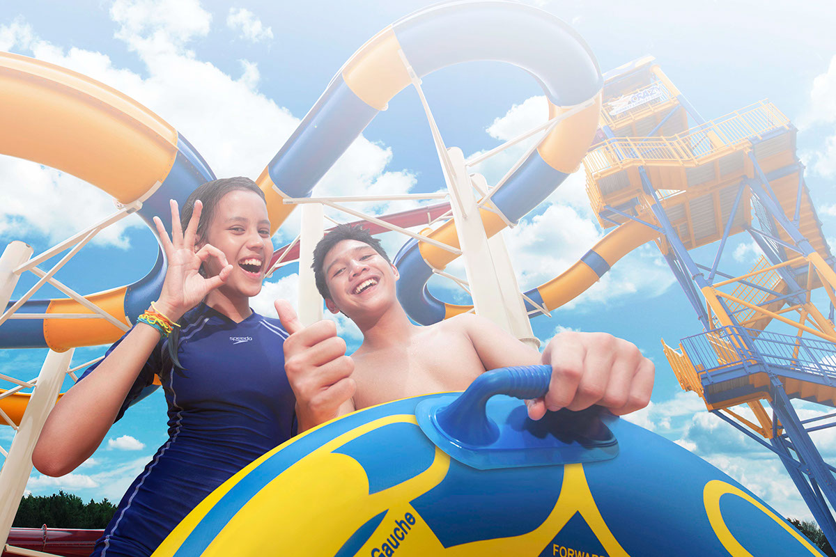 grievera Altlantis crazy slide jakarta dreamland water themepark