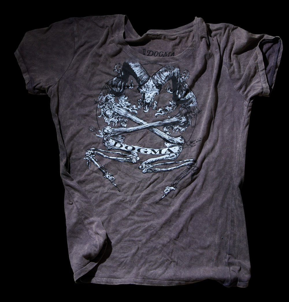 art skull bones ink hand made t-shirt dark
