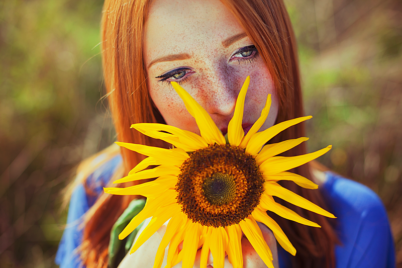 woman portrait freckles redhead red hair Blue Eyes summer look Young