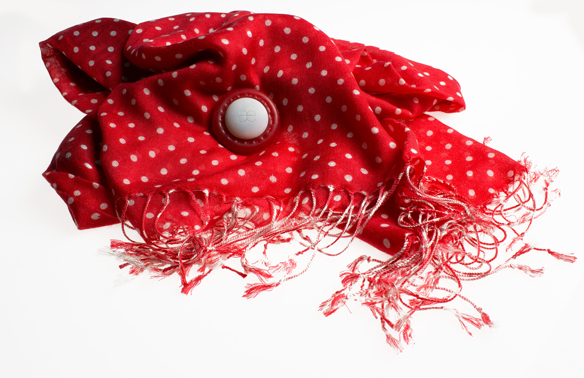 AEO scarf red polka dots wearable tech sensor air quality pollution design MIT