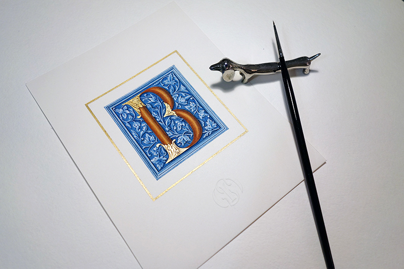 Calligraphy   Miniature gold initial letter illumination