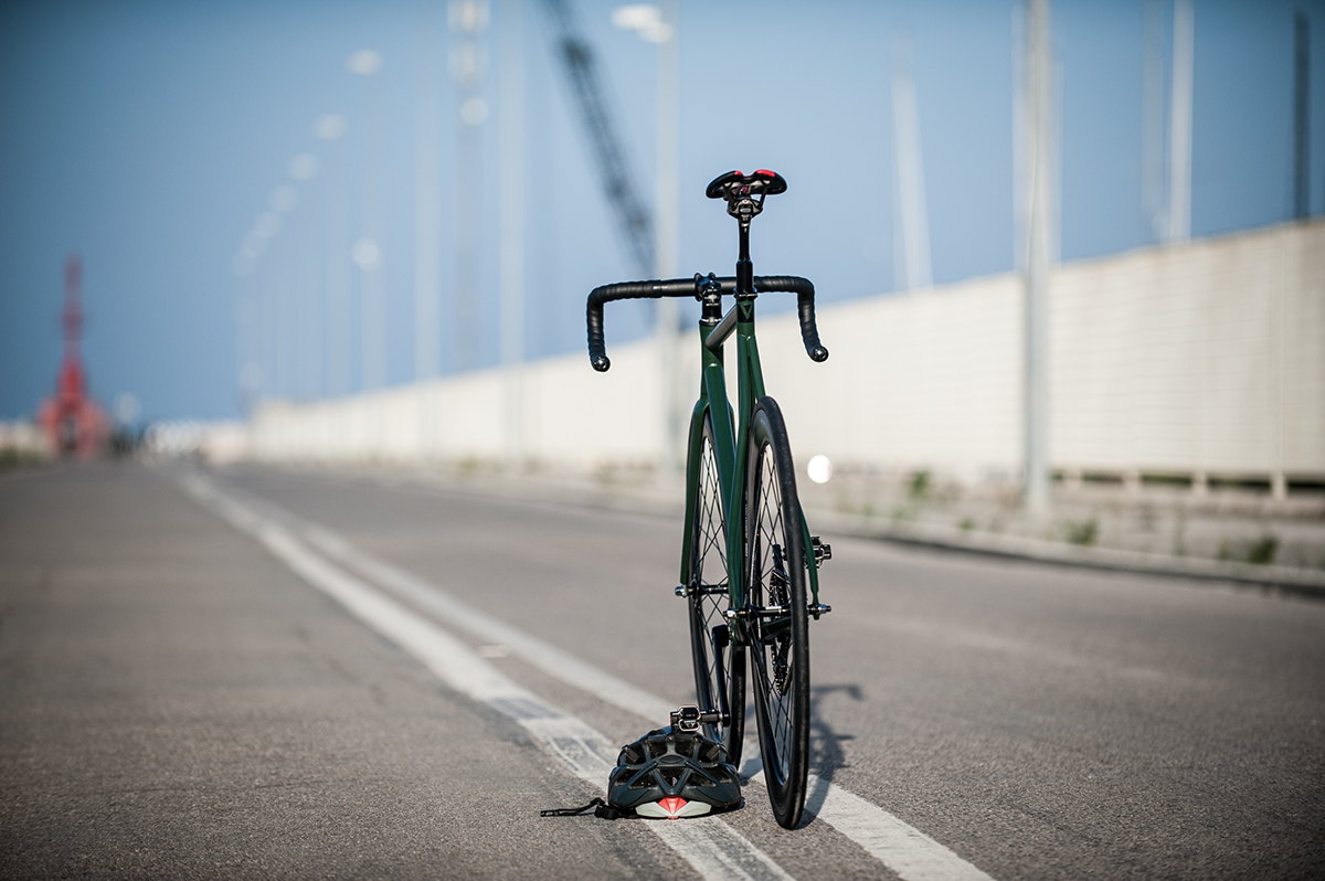 logodesign brand logo type Viper cycle green black matte wheel fixed Bike Urban pescara
