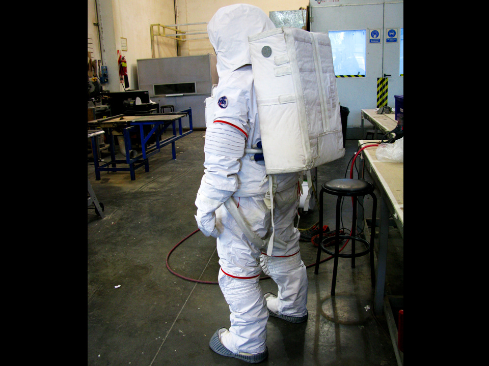 vestuario vestimenta Ropa clothe indumentaria disfraz astronauta espacio espacial Space  spatial nasa traje Clothing fabrics