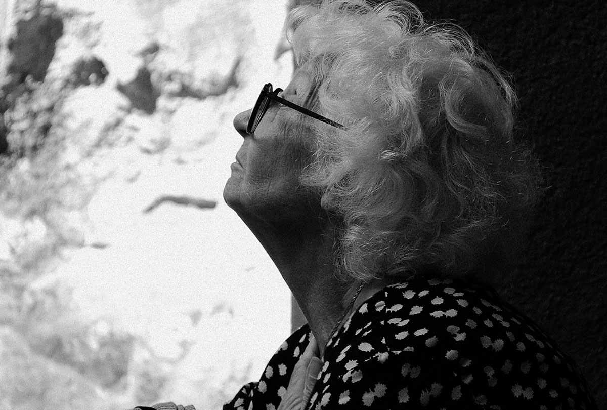 Adobe Portfolio memoir memories Women's Heart Lovely Momories longings remembering Love Tender smile thankful life