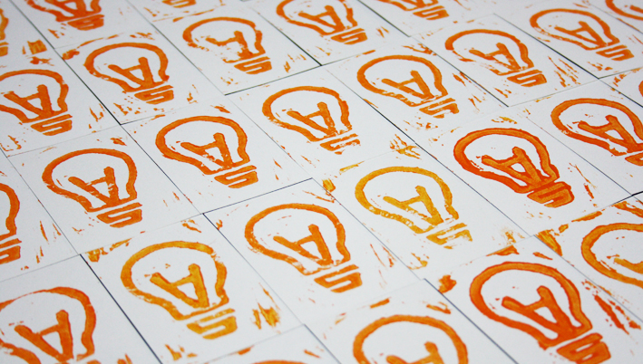 Agostinho santos electricista Electrician print hand-made linoleum linoleo Logotipo Lampada Logotype Lamp red orange black vector minimal