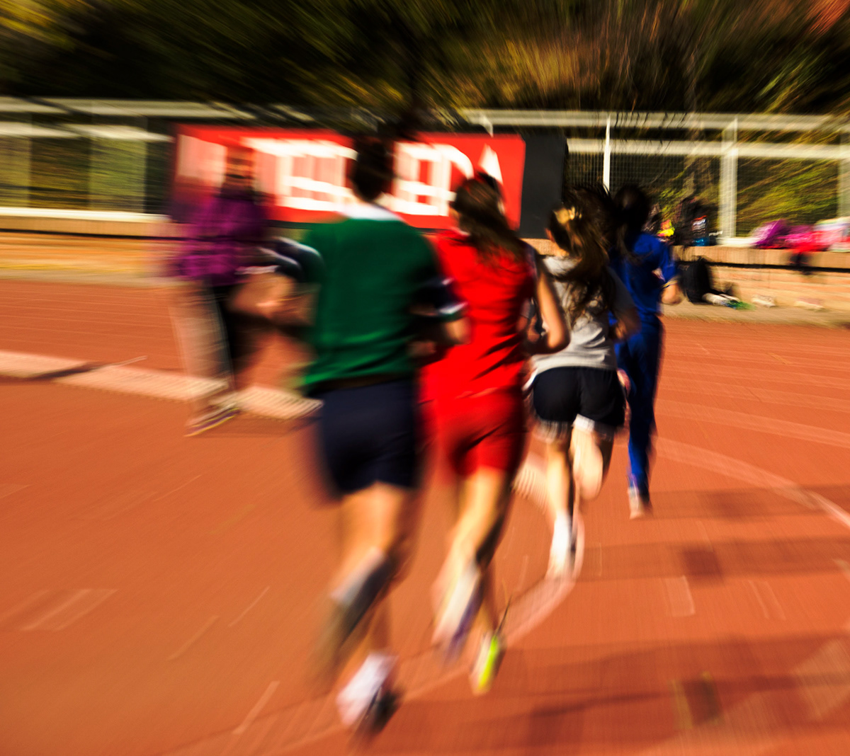 zoom out running zooming burst athletism energy