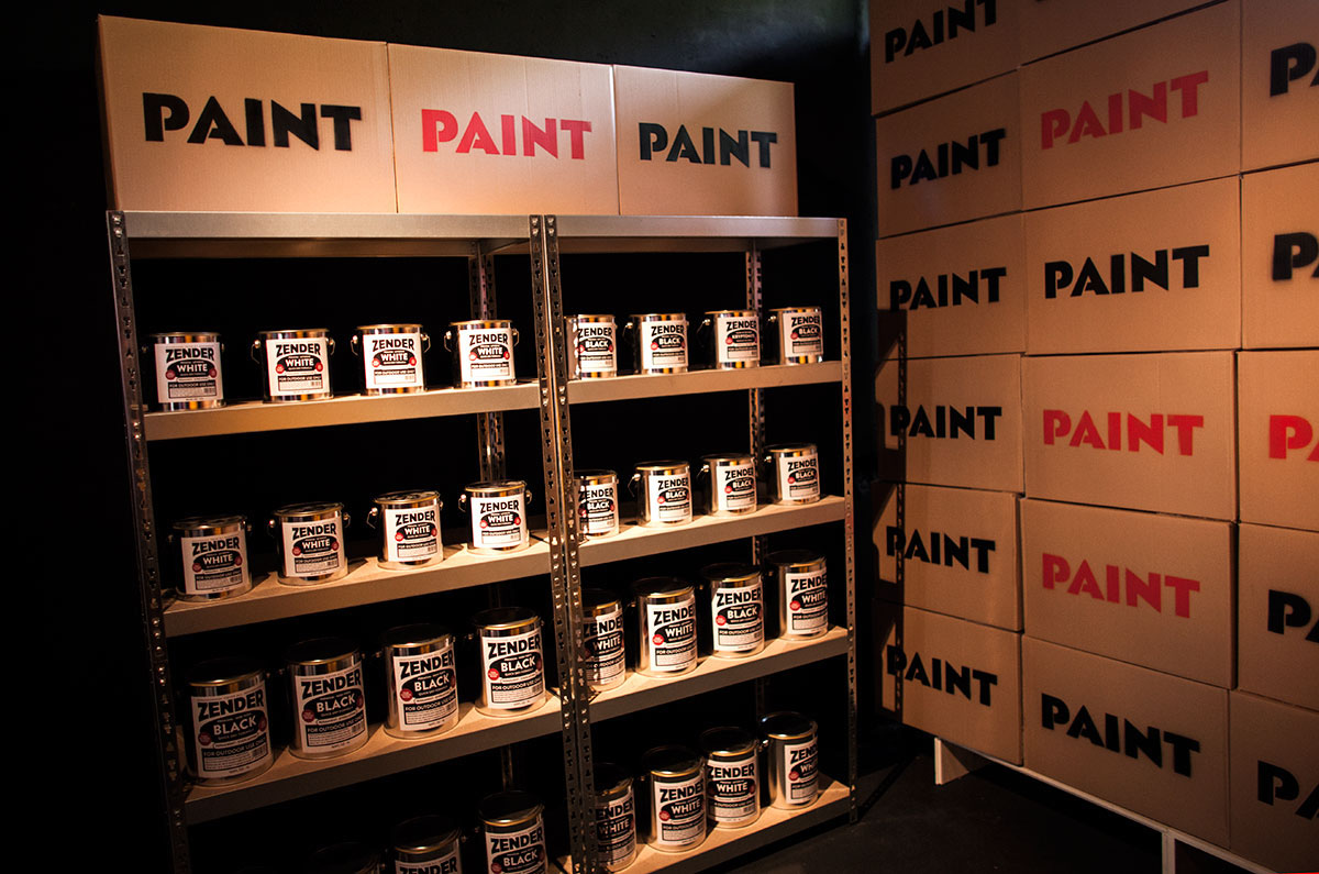Adobe Portfolio converse Clash Wall signpaint signpainting Zender Sander Pappot paint paintshop