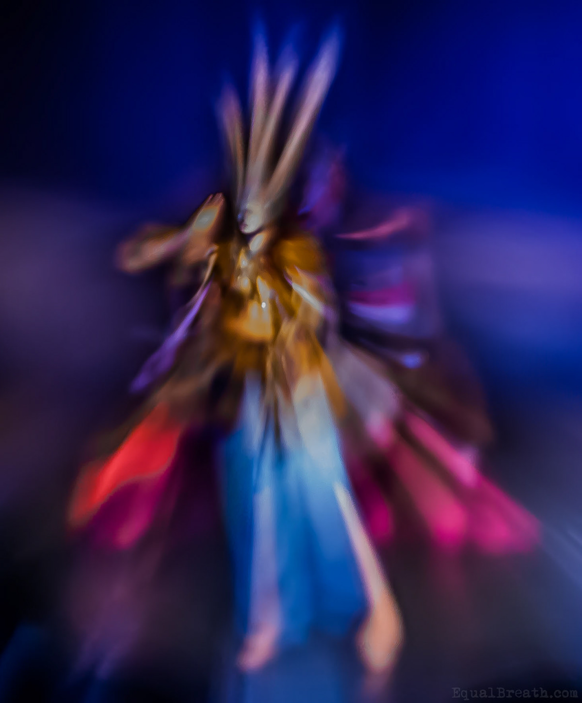 tribal fusion belly DANCE   psychedelic psoulhedelic equalbreath longshutter motionblur
