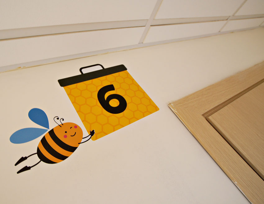 ILLUSTRATION  Mural wall kids children Fun WALLET bee beehive