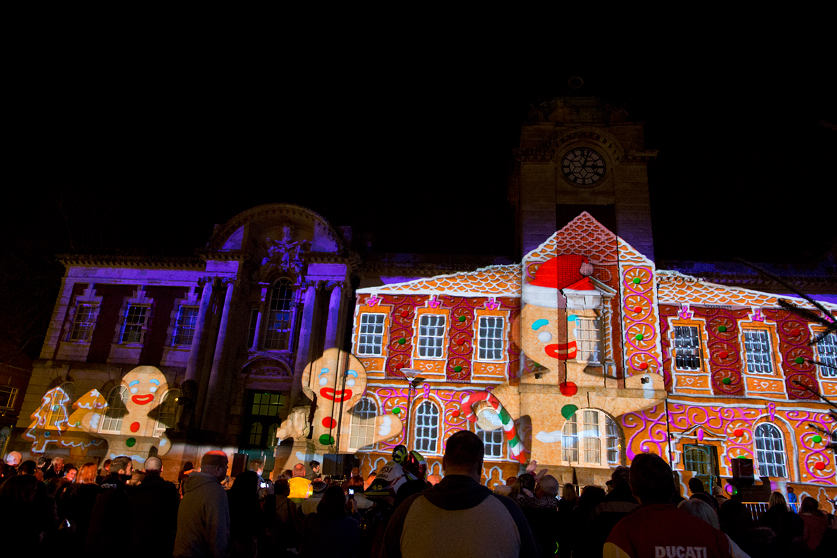 barry king square Ross Ashton The Projection Studio Christmas projection mapping