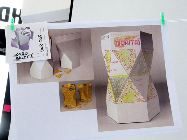 Packaging doritos concept triangle