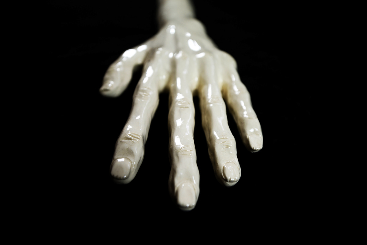 arm arms skeleton bone skeletons bones ceramic ceramics  clay severed