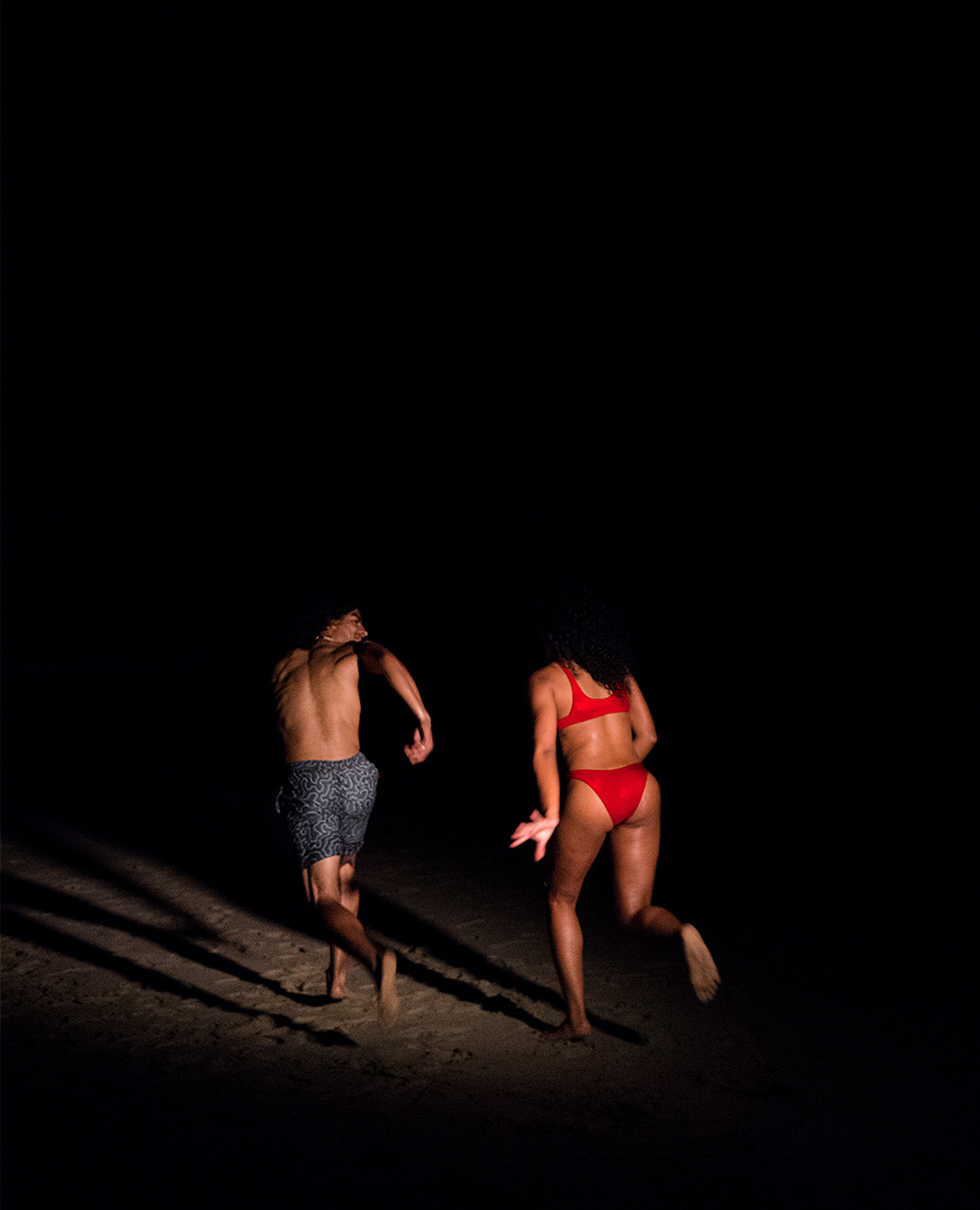 reef beach woman model bikini swim la Los Angeles Ocean night