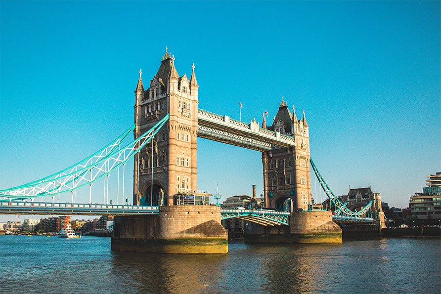 bridge London tower