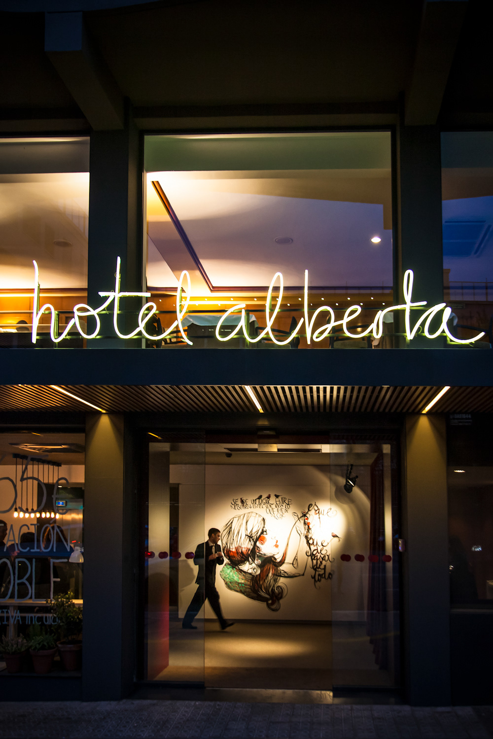 hotel neon sign lettering