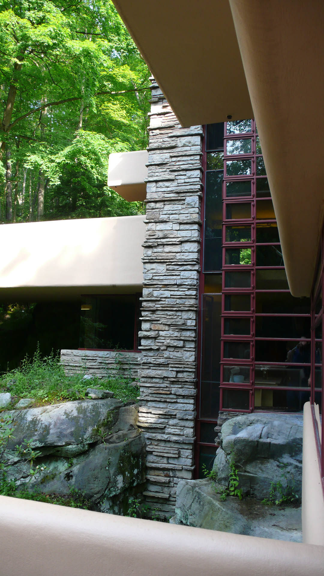 Fallingwater Frank Lloyd Wright Taliesin Taliesin West organic architecture Zero Energy House sustainable architecture green building