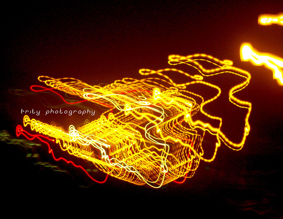 Street lights colour rain India Gate traffic light painting night speed
