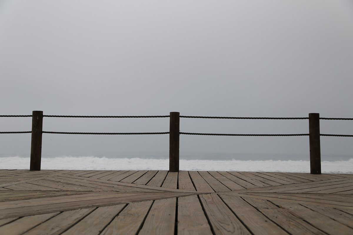 beach photoshoot black and white border tijuana fog