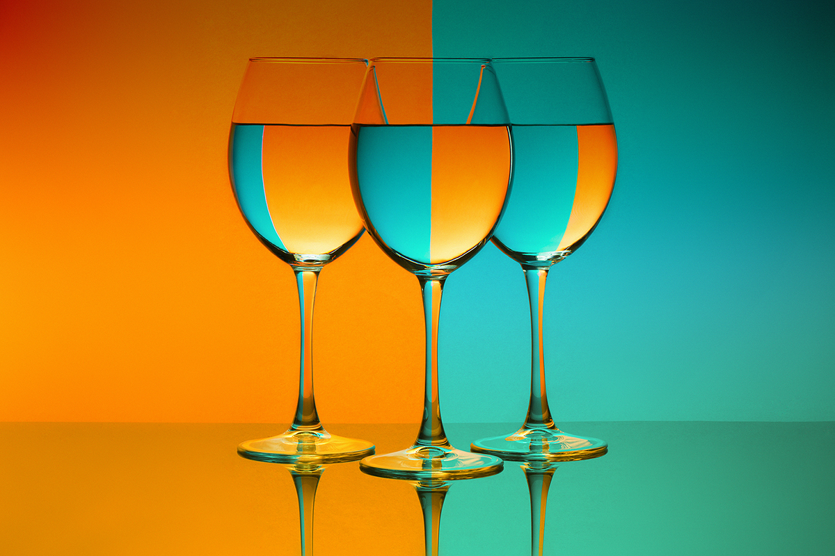 glass wine color orange blue image stylife creative photo product shoot photographer yasingungor macawistanbul