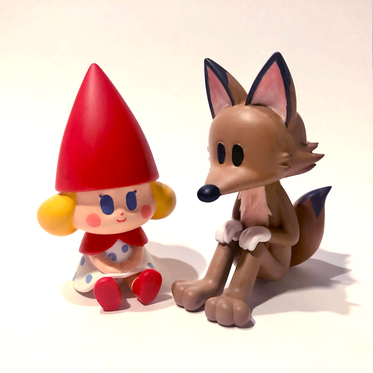 art toy Love ILLUSTRATION  Digital Art  concept toys toy Charactor Design red loving wolf