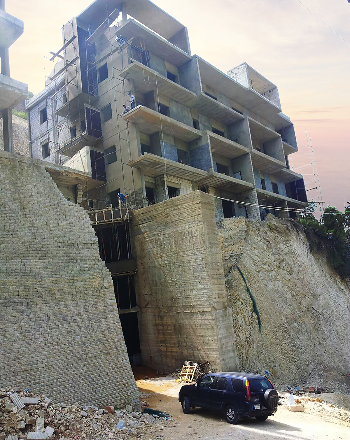 RESIDENTIAL LEBANON CONTEMPORARY-MODERN Corten steel residential housing Condo HILL SIDE affordable housing COR TEN alain khoury