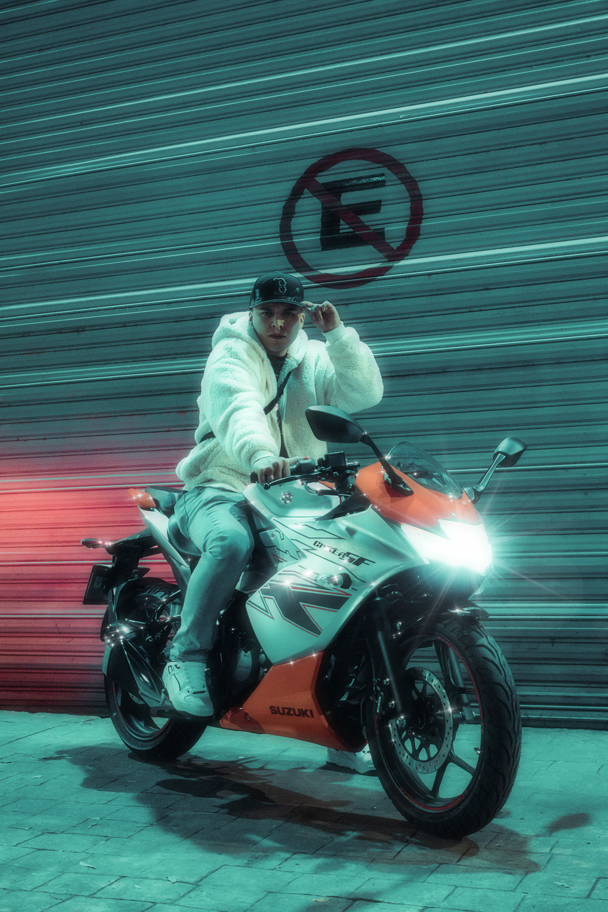 motorcycle motorbike Bike Suzuki automotive   Photography  photoshoot portrait lightroom gixxer