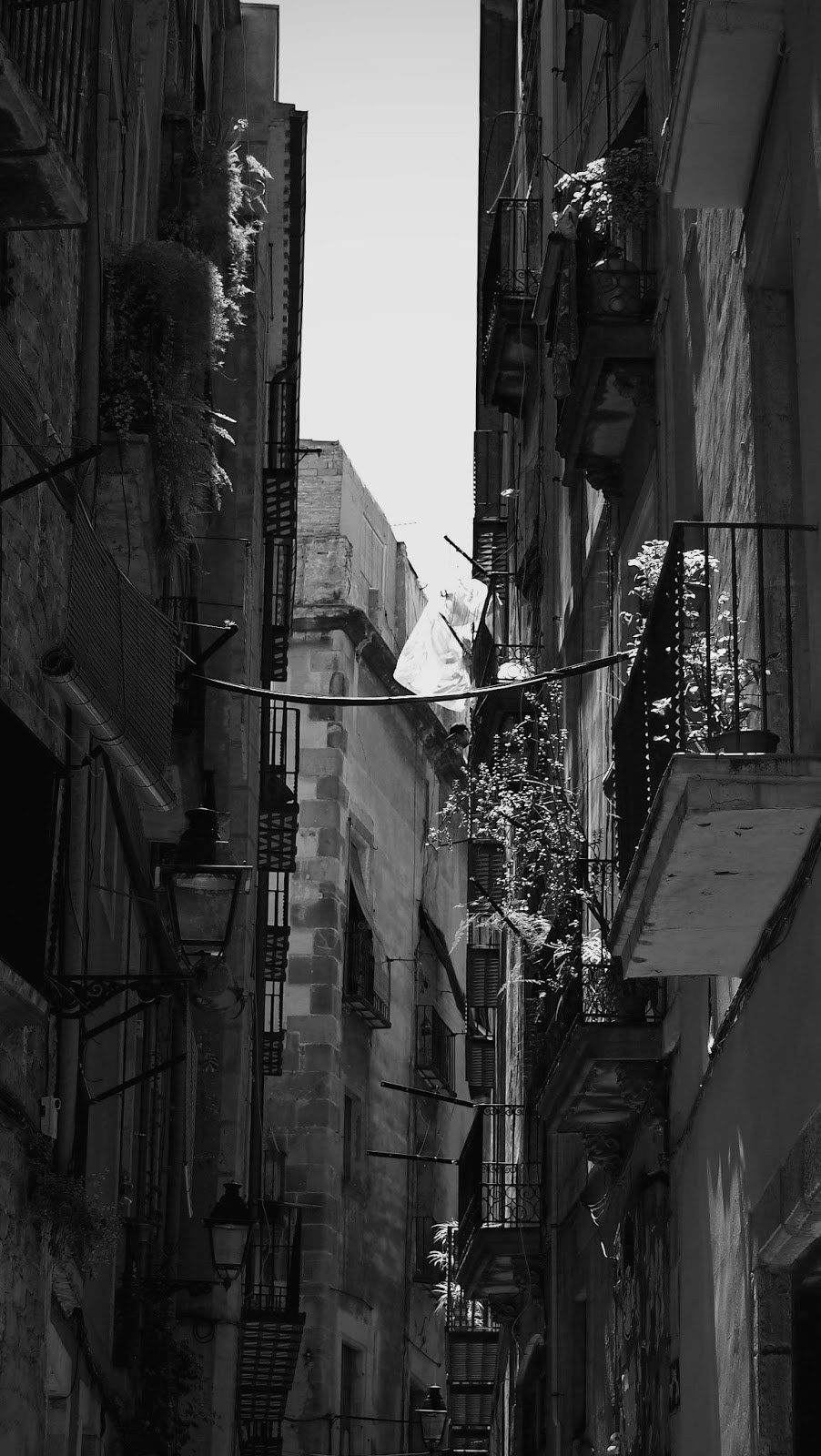 barcelona black and white small streets old buildings Travel