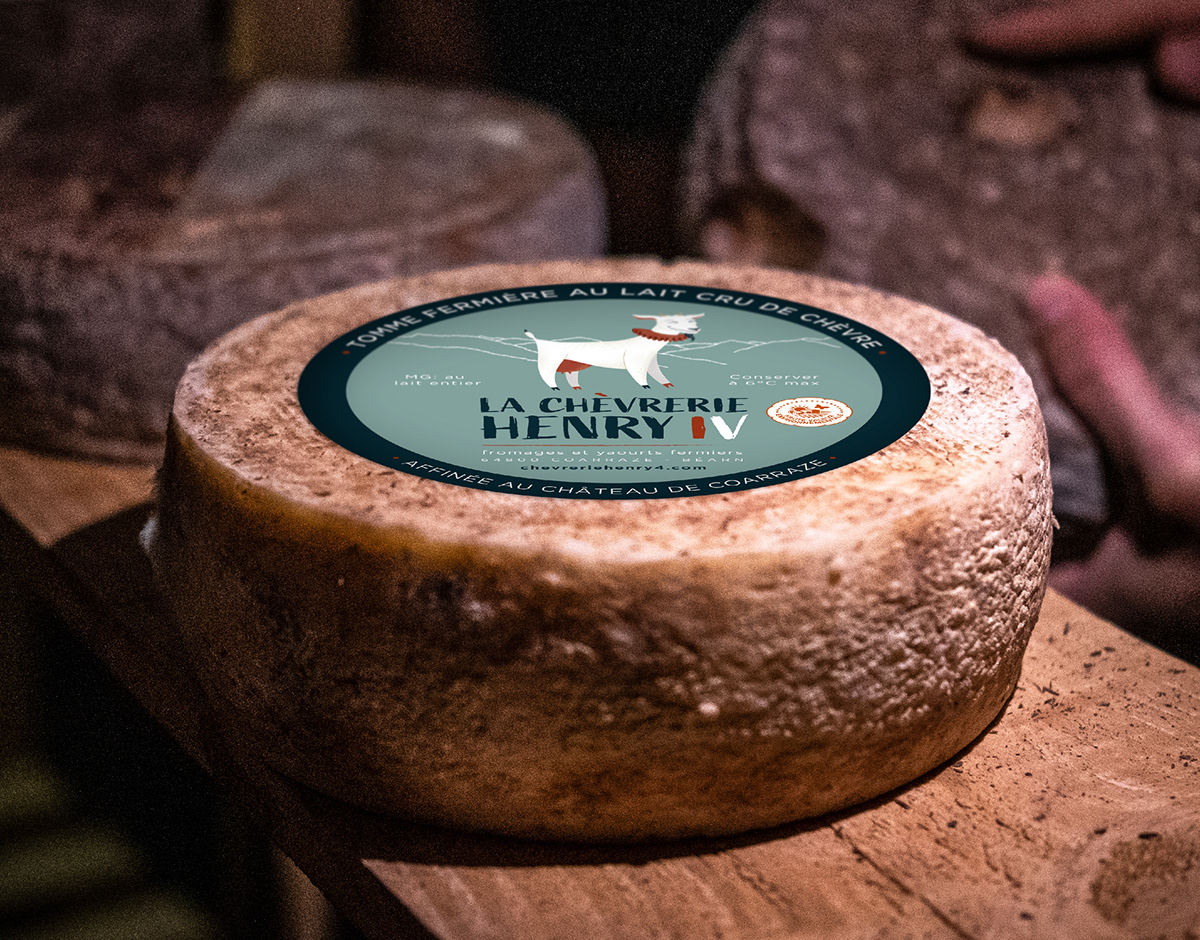 artisan branding  farm france goat cheese graphic design  ILLUSTRATION  Packaging visual identity Website