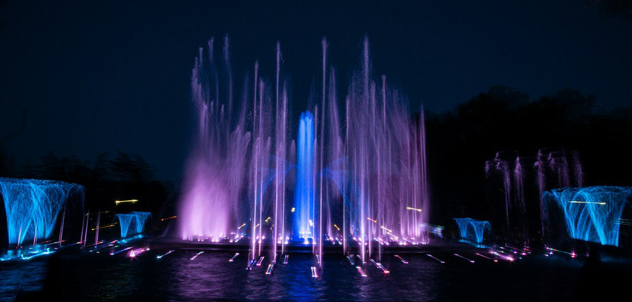 Adobe Portfolio longexpo motion Photography  digitalphotography water night lights colors