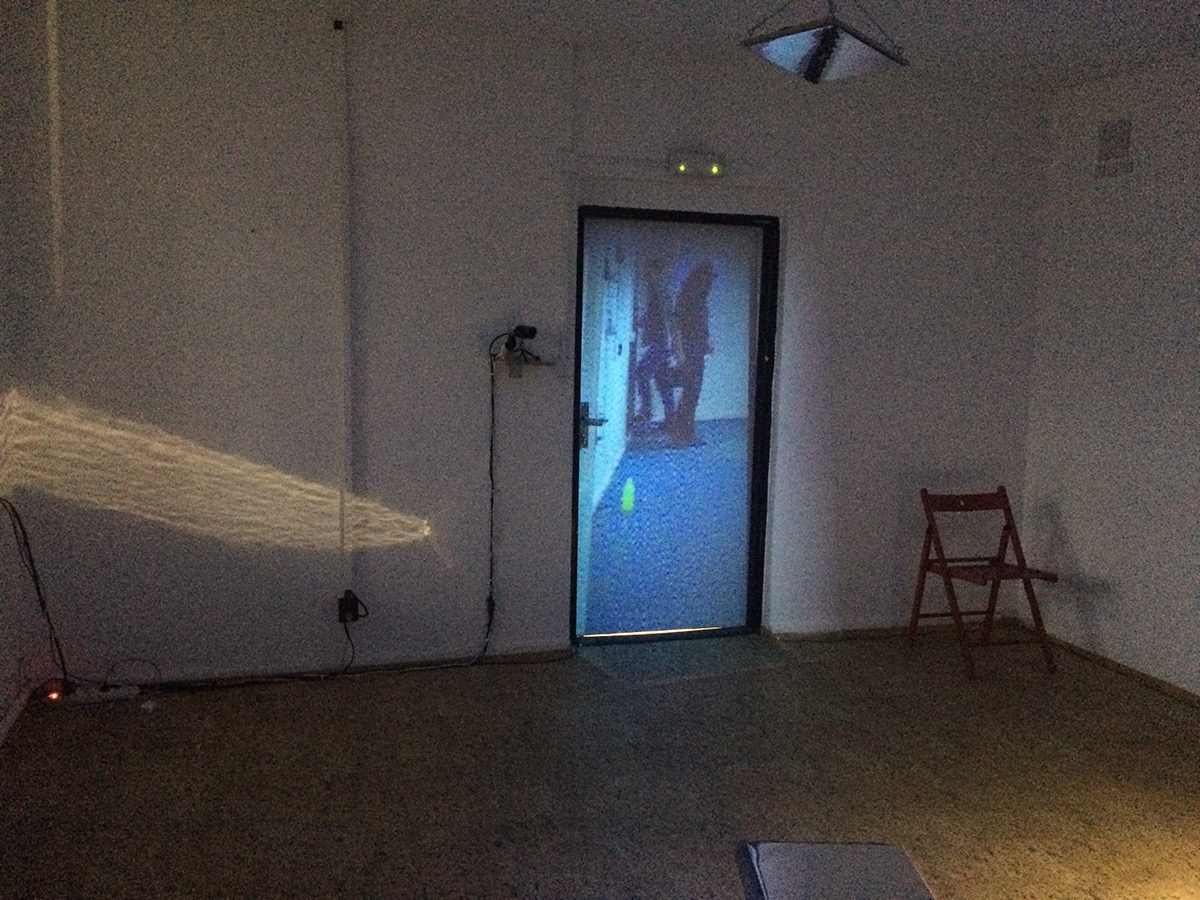 mirror camera projection light INTALLATION displacement reflection self art Performance