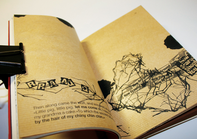 book Three Little Pigs publication print japanese binding