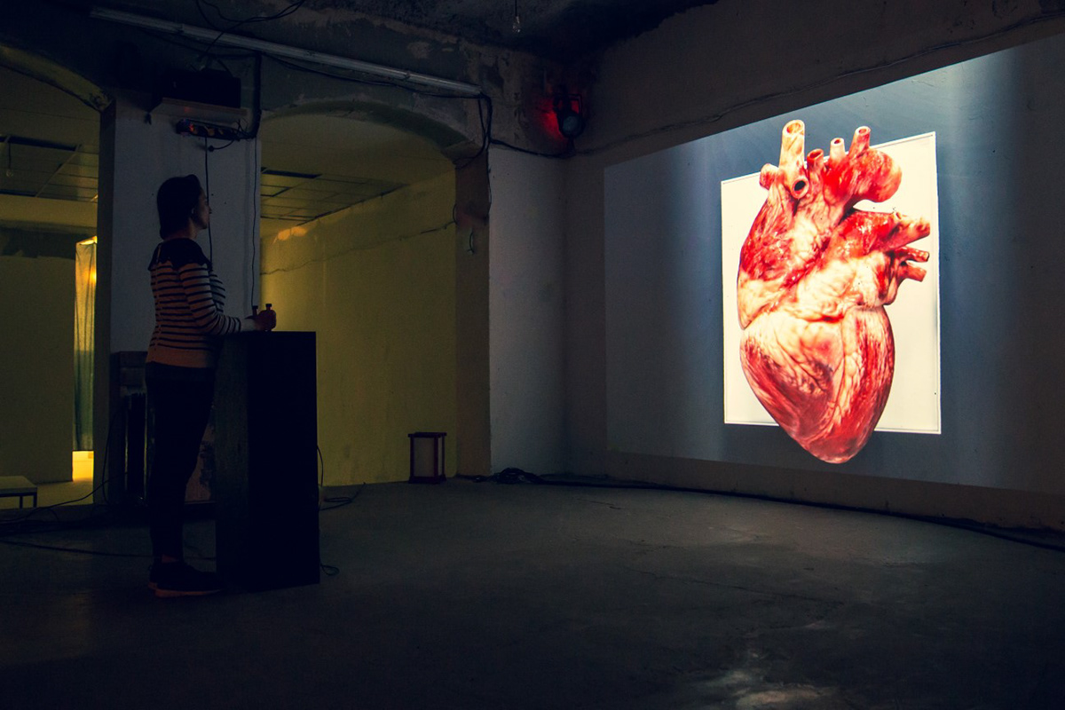 heart Digital Art  interactive art TouchDesigner real-time Glitch installation interactive parse error parseerror
