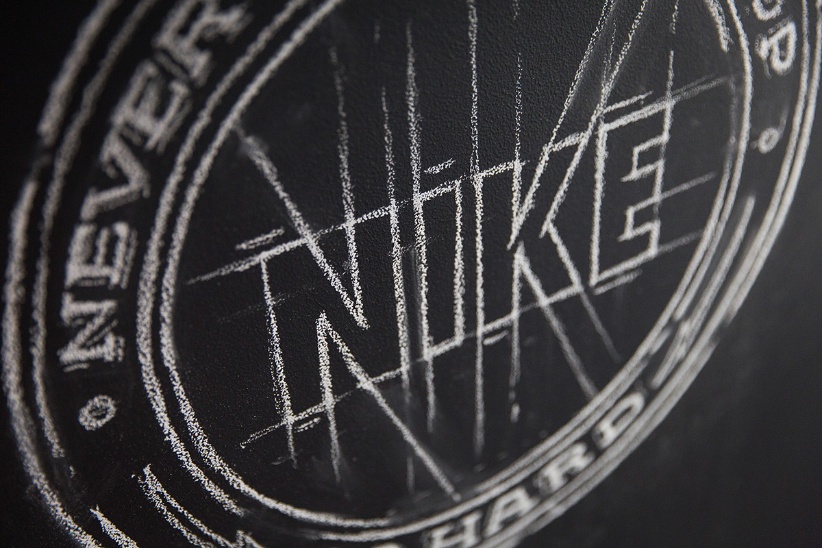 Nike chalk shirt t-shirt apparel lettering sports training fitness power