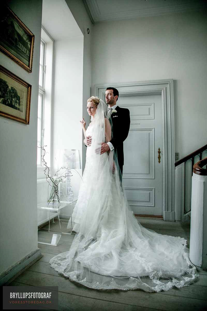 Image may contain: wedding dress, bride and wall