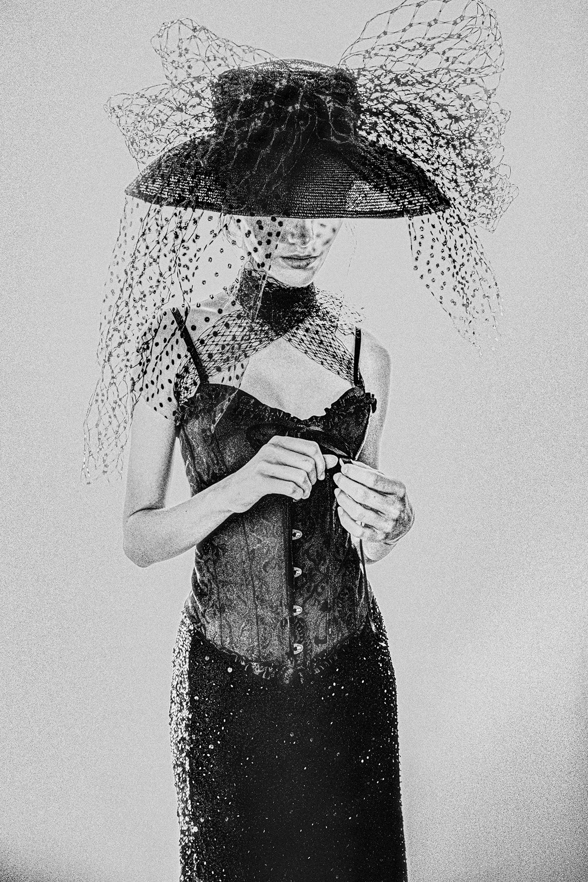 Fashion  photographer Photography  portrait woman editorial barzoire laurencebarzoire magazine black and white