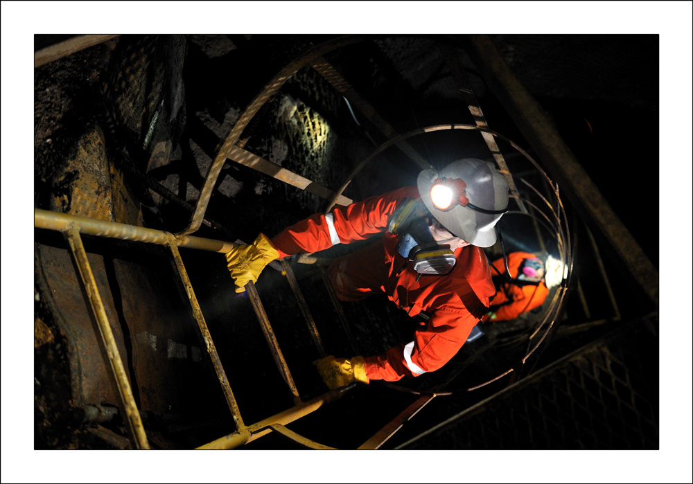 gold mining Undeground south africa Australia Brazil argentina Mining ultra-deep gold Underground mining