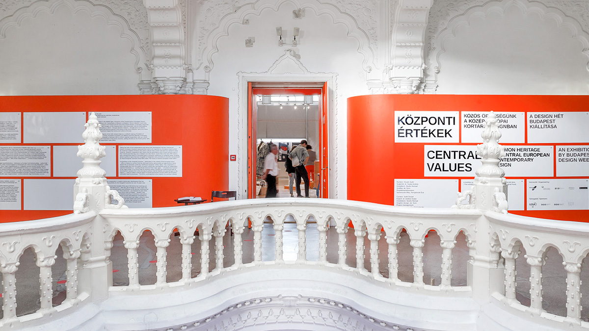 design week Exhibition  budapest brick wall warm red installation museum Europe