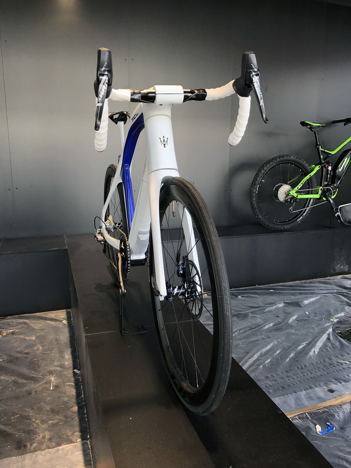 electric bike bicycle concept maserati Carbon Fiber